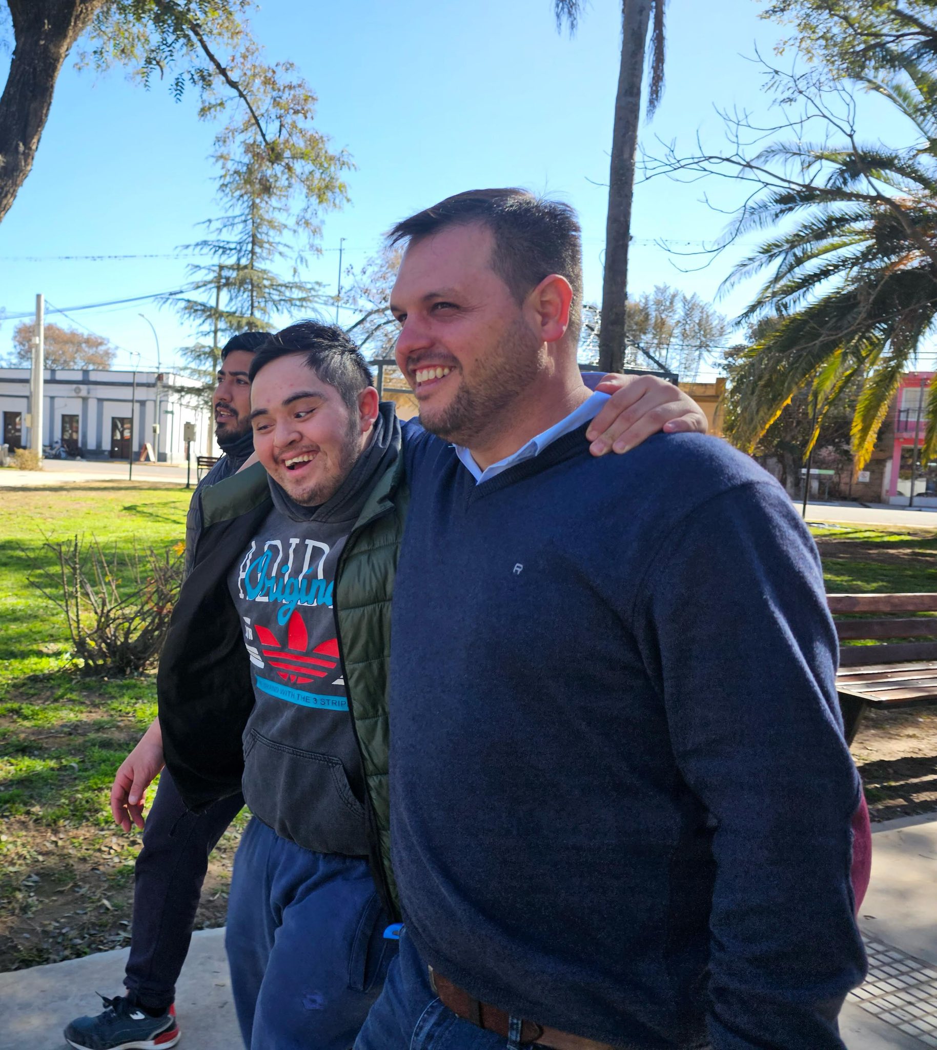 Recorrido de obra y pavimentacion en Amadores